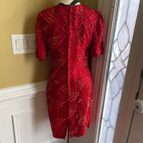 NWOT Mark and John by Gopal 100% silk red sequins& beaded over the knee dressSZM - Picture 4 of 13